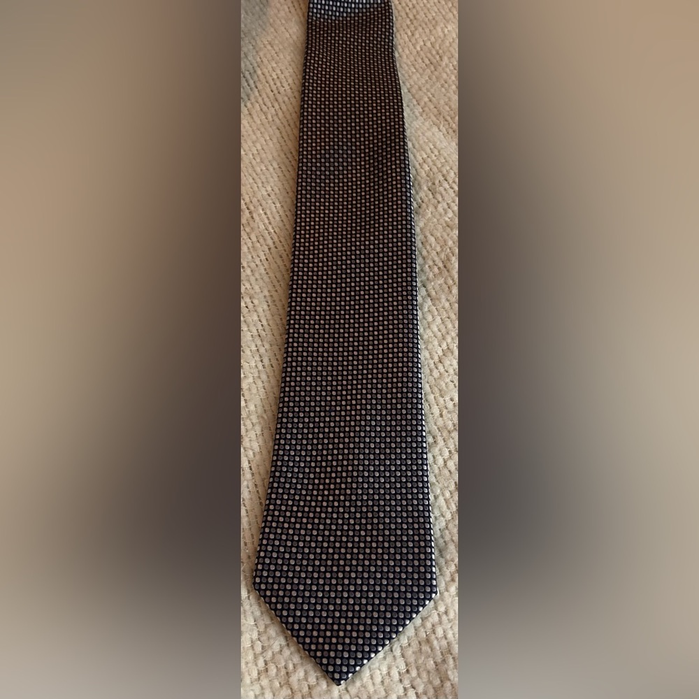 Men’s tie. Jos ABank Traveler. Stain resistant. EUC